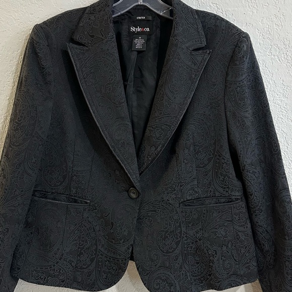 Style & Co Paisley Pattern Cropped Blazer Jacket Black Size 14 - Picture 9 of 16